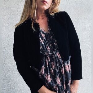 Vintage Jack Hughes Velour Black Cropped Open Bolero Jacket Sz 9